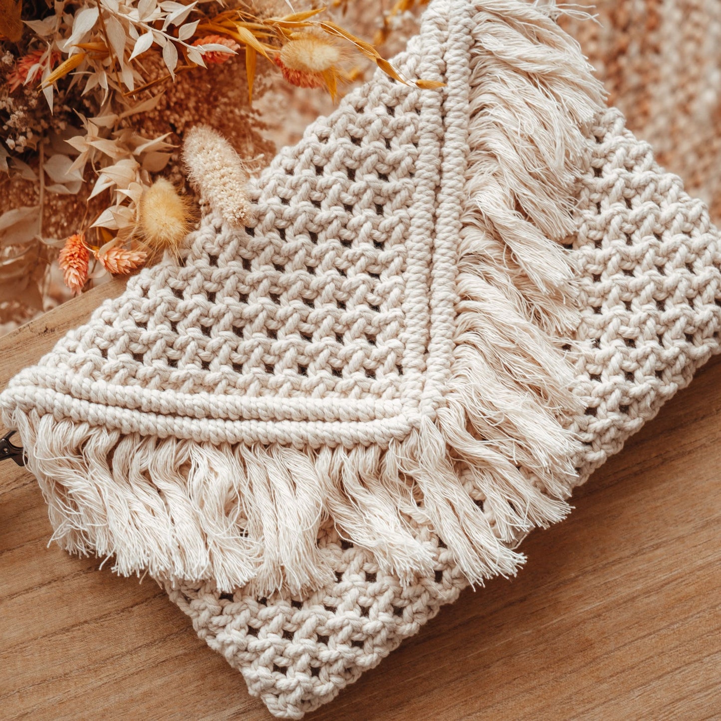 SAKUYA Handtasche aus Makramee inkl. Tragegurt